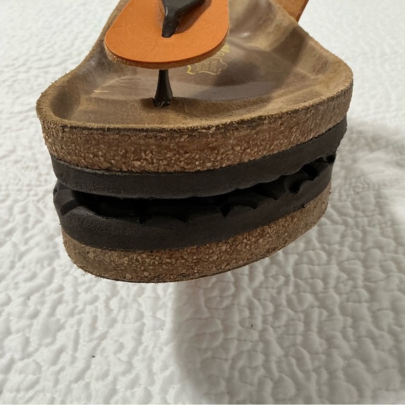 Birkenstock Gizeh sandal in burnt orange nubuck leather Size 40 US 9 - Picture 8 of 13